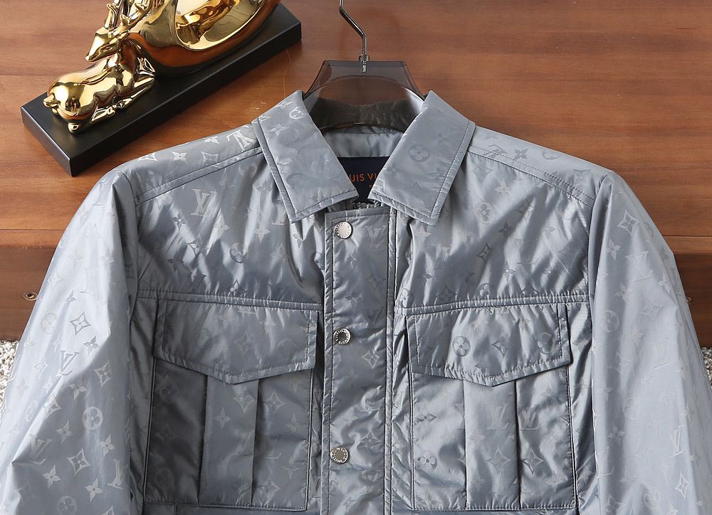 ルイ・ヴィトン「Louis Vuitton」秋冬コレクション クイルテッド ジャケット