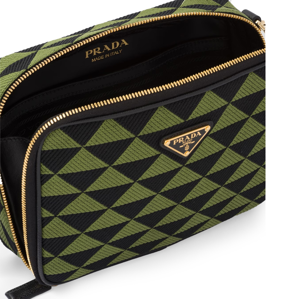 プラダ「Prada」エンブロイダリー メッセンジャーバッグ