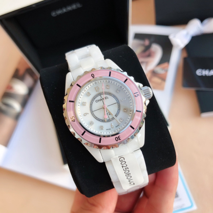 シャネル「Chanel」J12 キャリバー 33MM