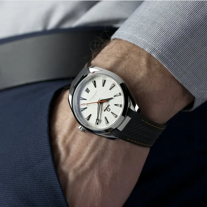 オメガ「Omega」Seamaste﻿r Aqua Terra 150﻿M マスター クロノメーター 41mm スチール＆ラバーストラップ メンズ腕時計