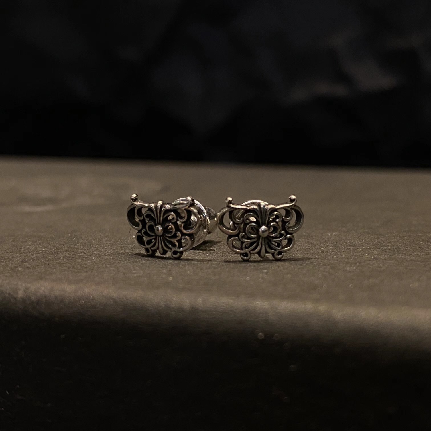 クロムハーツ「Chrome Hearts」クロムハーツ バタフライフラワーピアス S925 ユニセックス ピアス