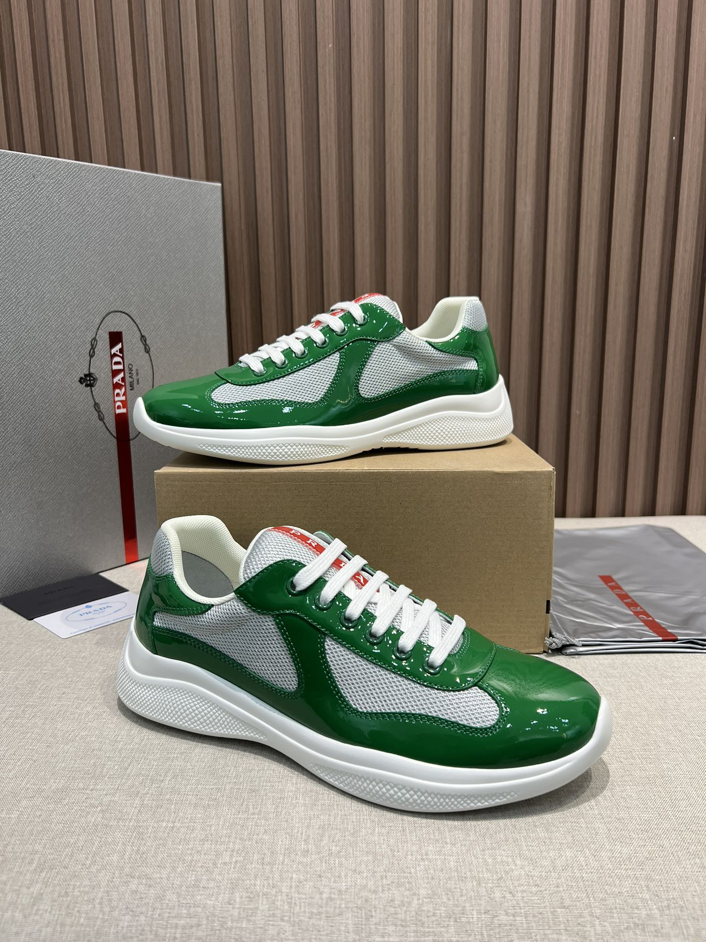 プラダ「Prada」プラダ アメリカスカップ スニーカー / ユニセックスレザースニーカー