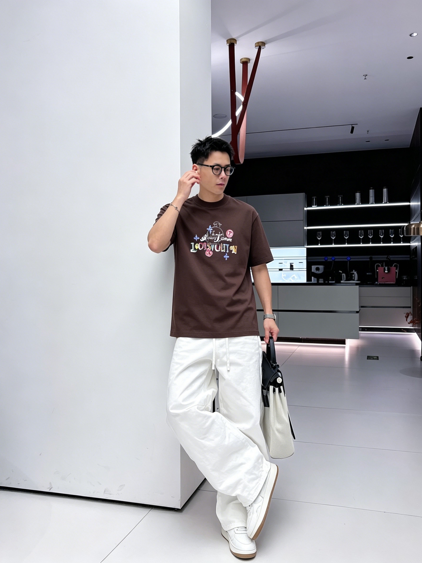 ルイ・ヴィトン「Louis Vuitton」ロゴプリントTシャツ / ショートスリーブ クルーネック