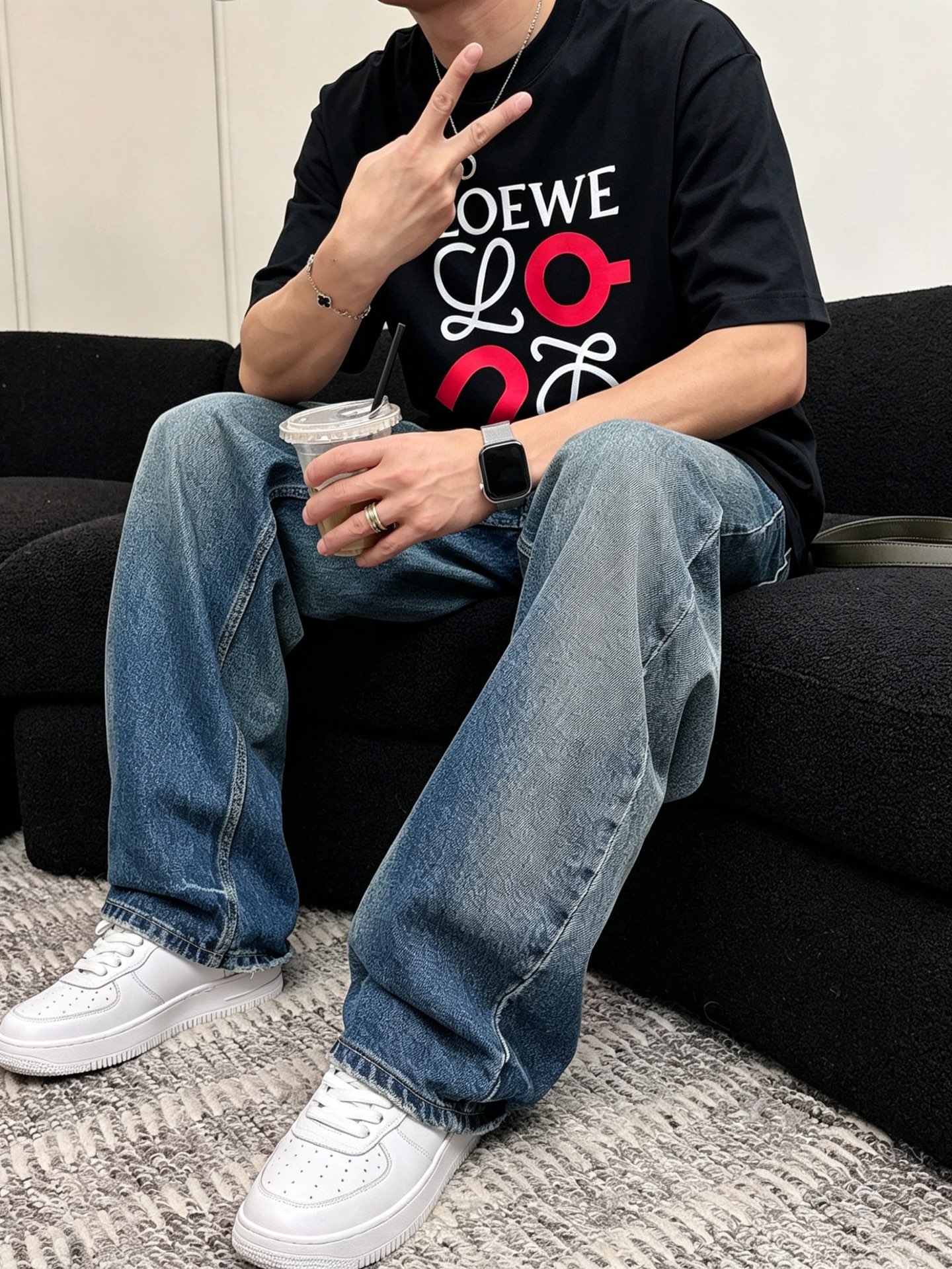 ロエベ「Loewe」ロエベ ロゴプリントTシャツ / ショートスリーブ クルーネック