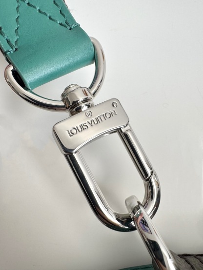 ルイ・ヴィトン「Louis Vuitton」スタイリッシュ メッセンジャーバッグ