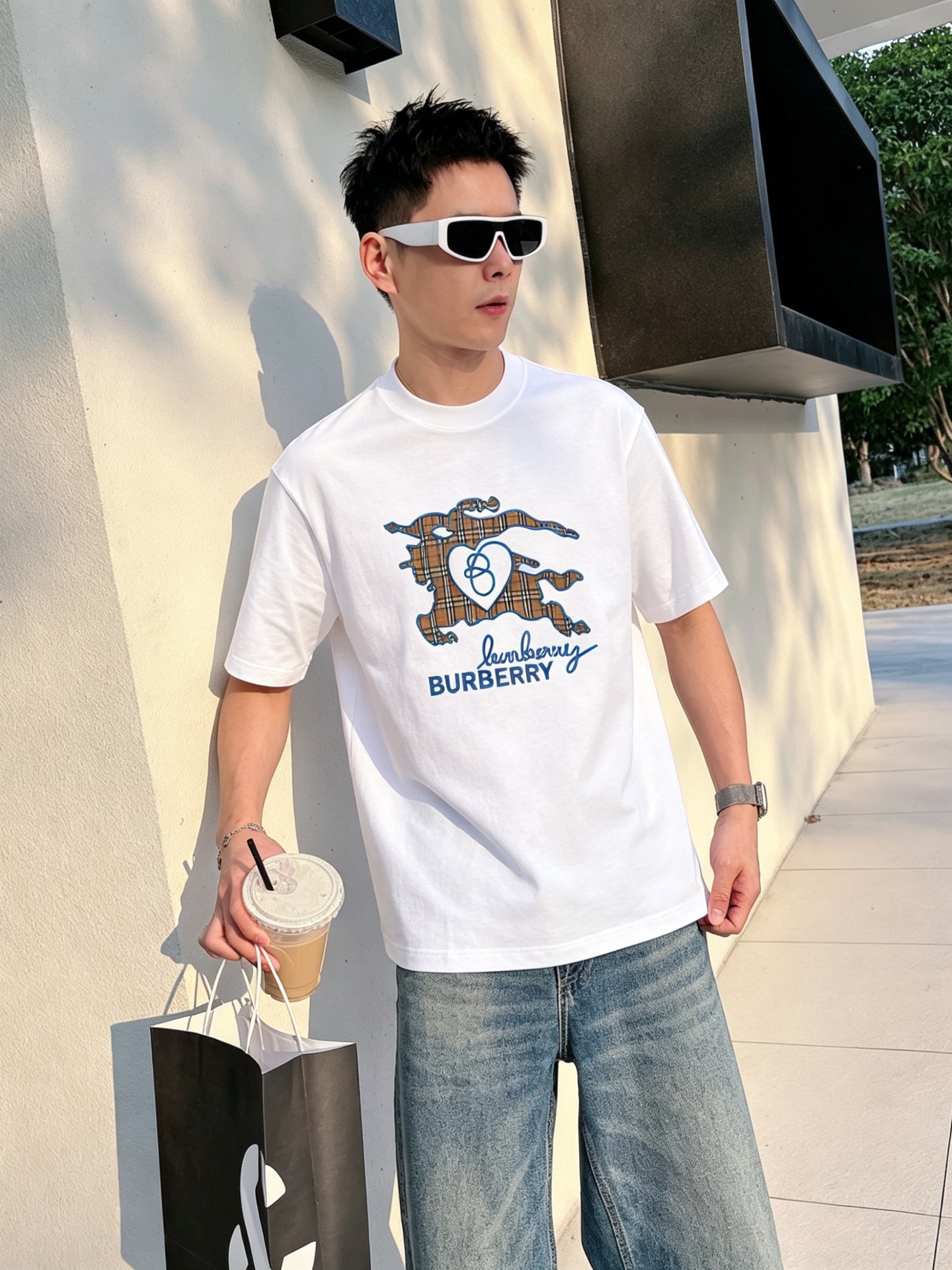 バーバリー「Burberry」ロゴプリントTシャツ / ショートスリーブ クルーネック