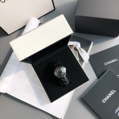シャネル「Chanel」J12 キャリバー 33MM