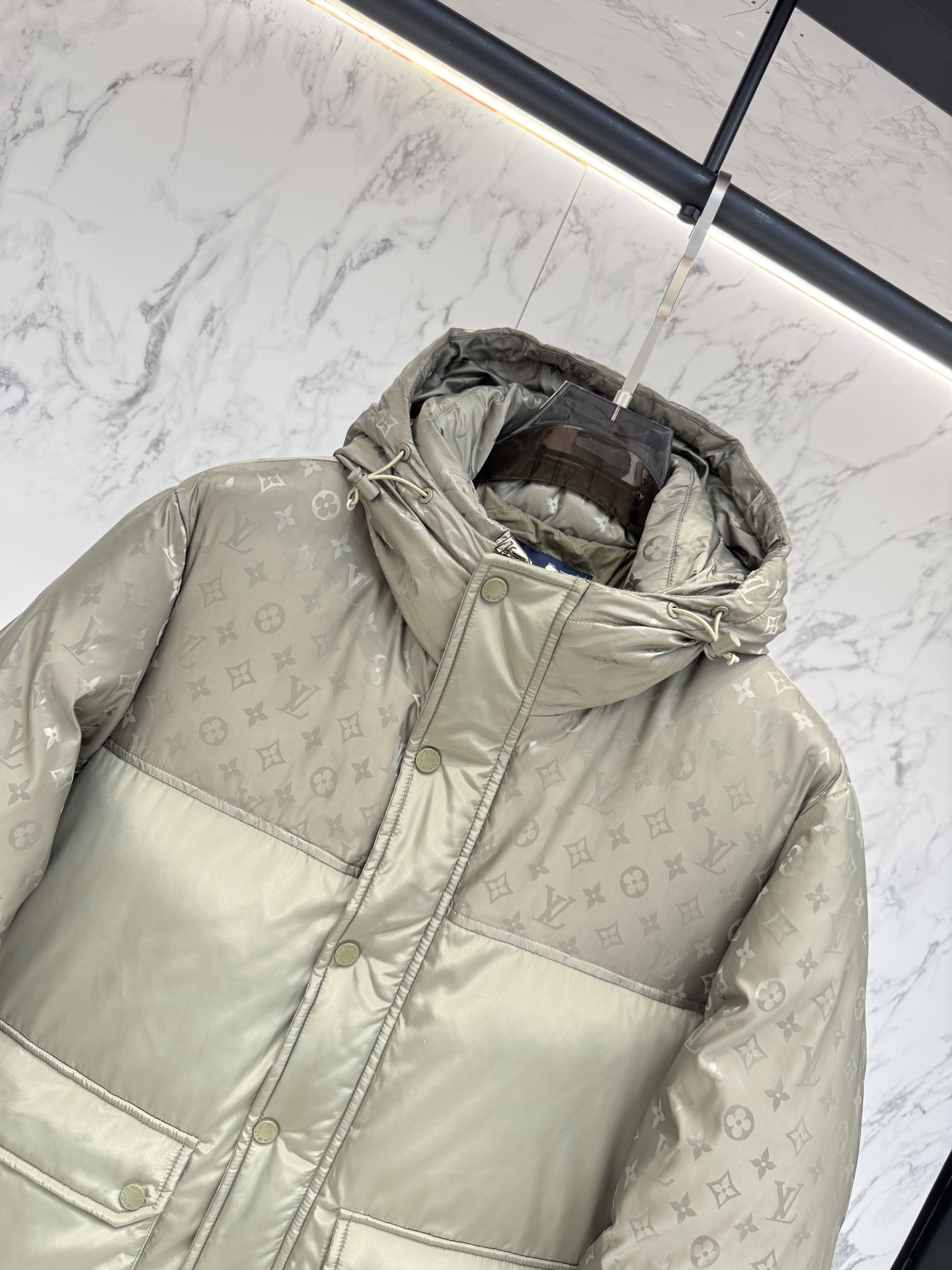 ルイ・ヴィトン「Louis Vuitton」Down Blouson ダウンジャケット