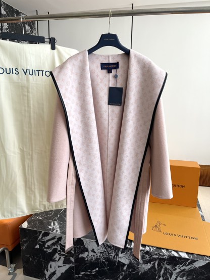 ルイ・ヴィトン「Louis Vuitton」秋冬 レディース ワップルフードロングコート