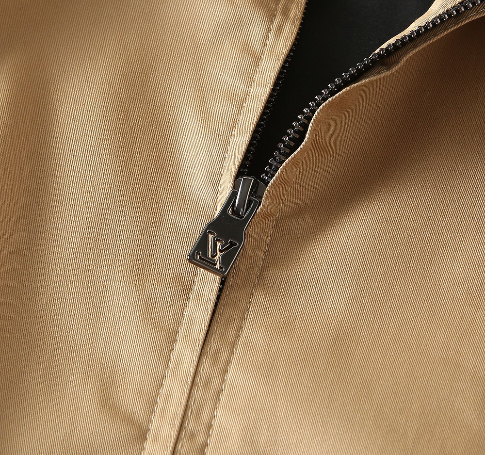 ルイ・ヴィトン「Louis Vuitton」秋冬コレクション クイルテッド ジャケット