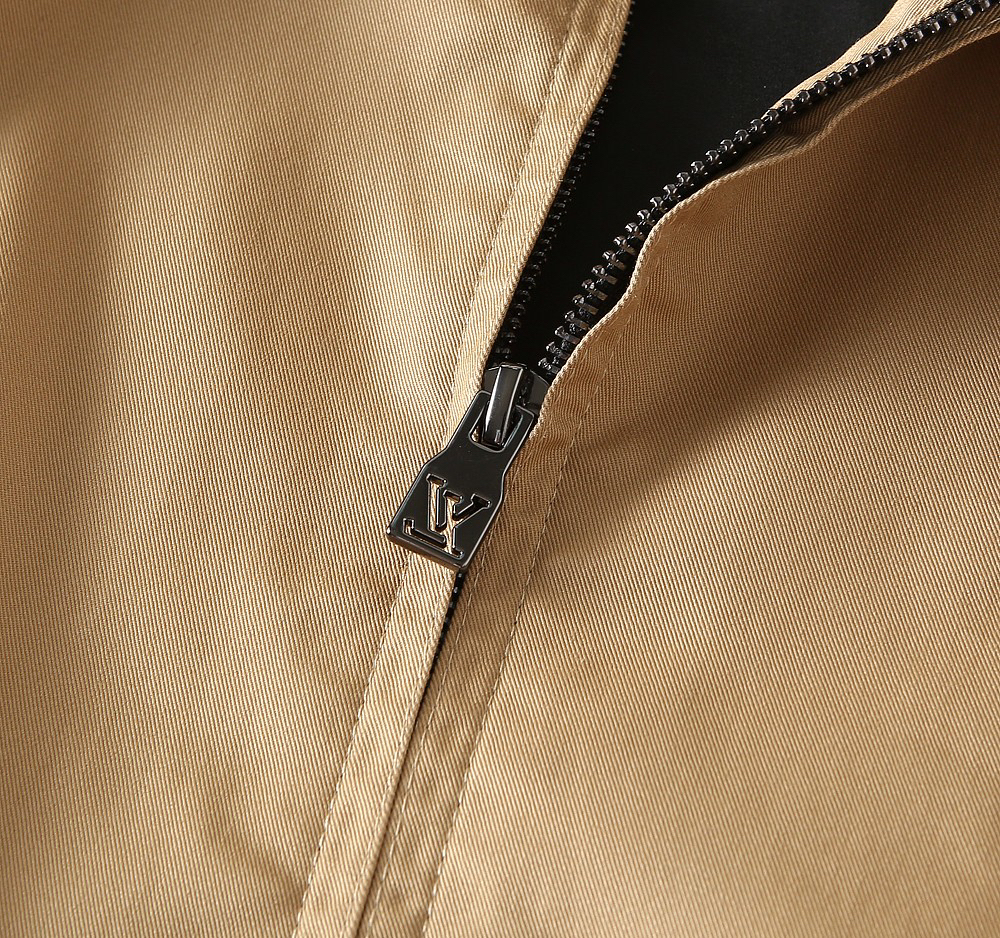 ルイ・ヴィトン「Louis Vuitton」秋冬コレクション クイルテッド ジャケット