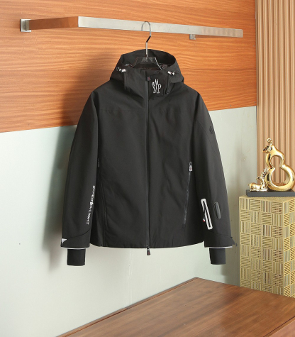 モンクレール「Moncler」秋冬 ダウンジャケット