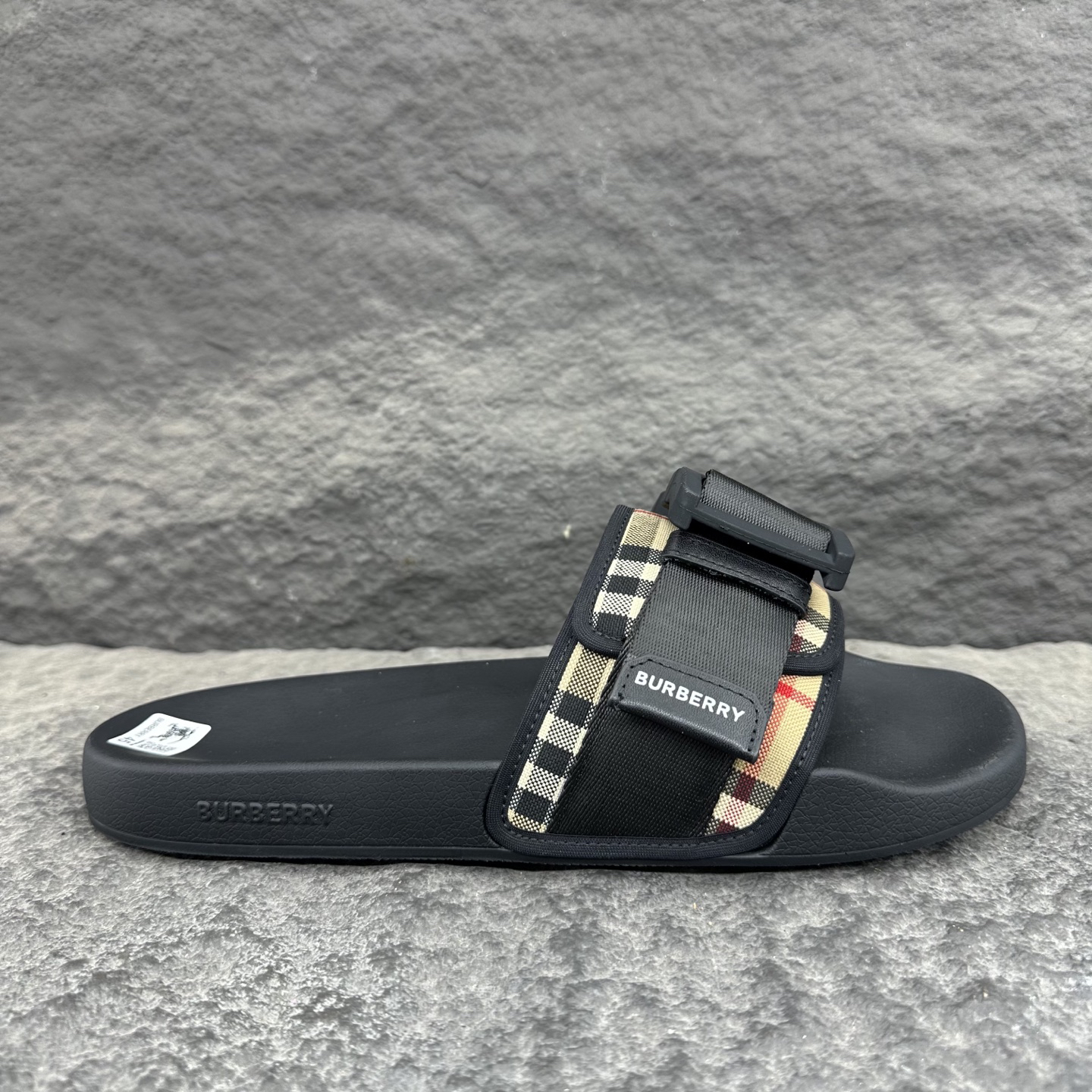 バーバリー「Burberry」バーバリー ビンテージ チェック スライドサンダル / ビーチサンダル