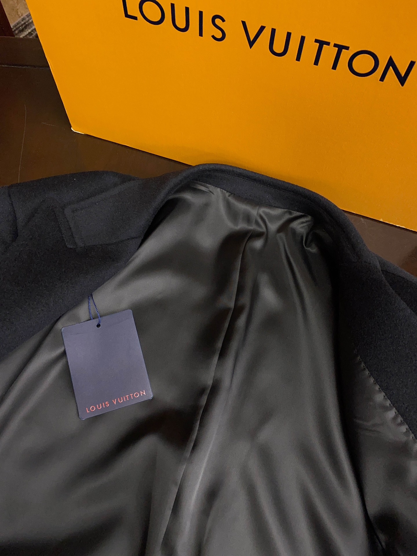 ルイ・ヴィトン「Louis Vuitton」秋冬 ロングコート