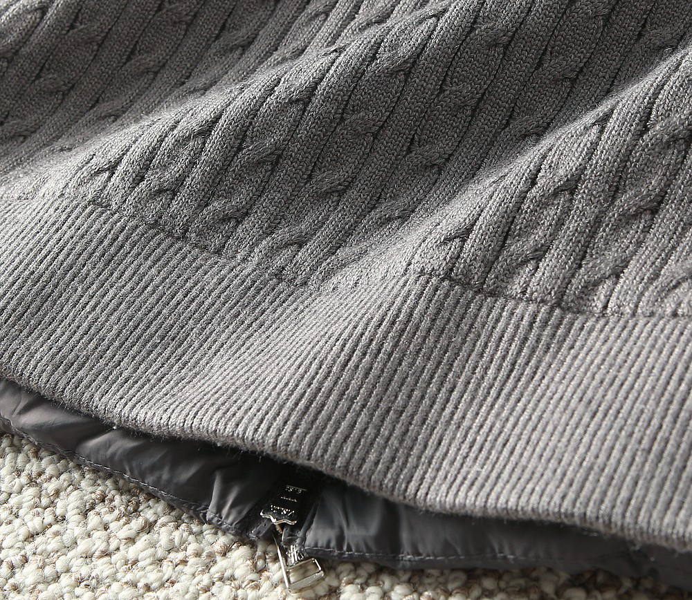 モンクレール「Moncler」秋冬 ニット調ダウンジャケット