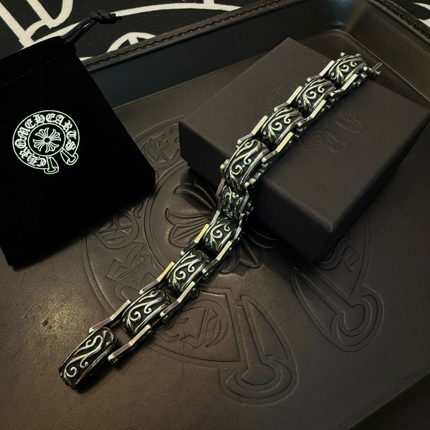 クロムハーツ「Chrome Hearts」ブレスレット - ヴィンテージ＆ロックテイスト ペア用