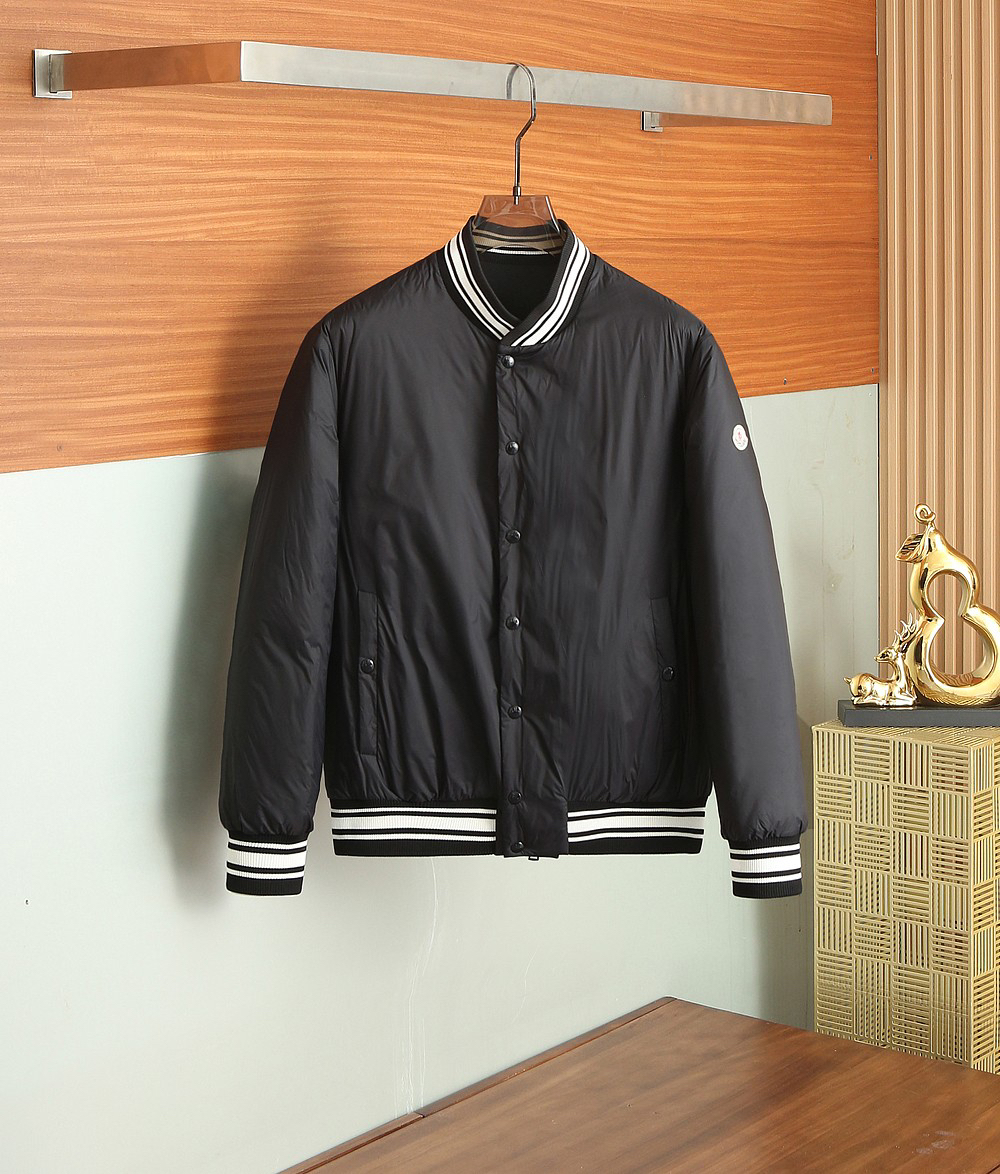 モンクレール「Moncler」秋冬 ダウンジャケット