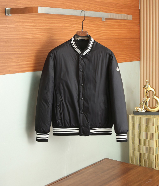 モンクレール「Moncler」秋冬 ダウンジャケット