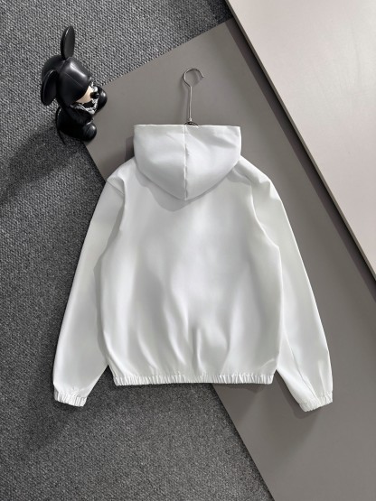 バーバリー「Burberry」秋冬 メンズカジュアルスポーツセット