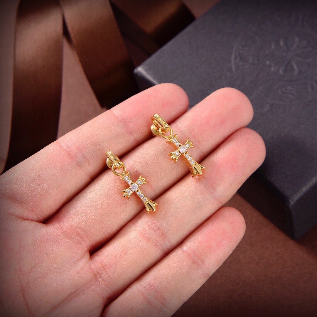 クロムハーツ「Chrome Hearts」クロムハーツ 3Dクロススタッドピアス S925 ピアス