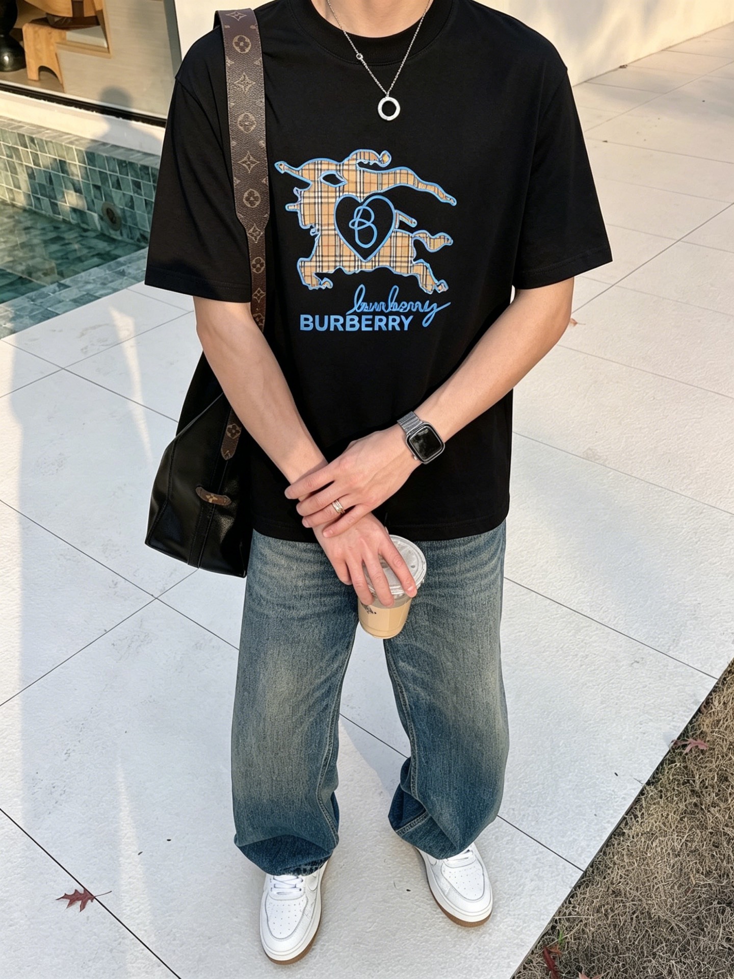 バーバリー「Burberry」ロゴプリントTシャツ / ショートスリーブ クルーネック