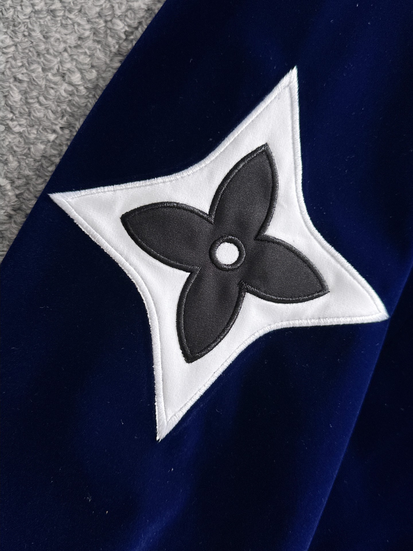 ルイ・ヴィトン「Louis Vuitton」秋冬 メンズ  カジュアルスポーツセット