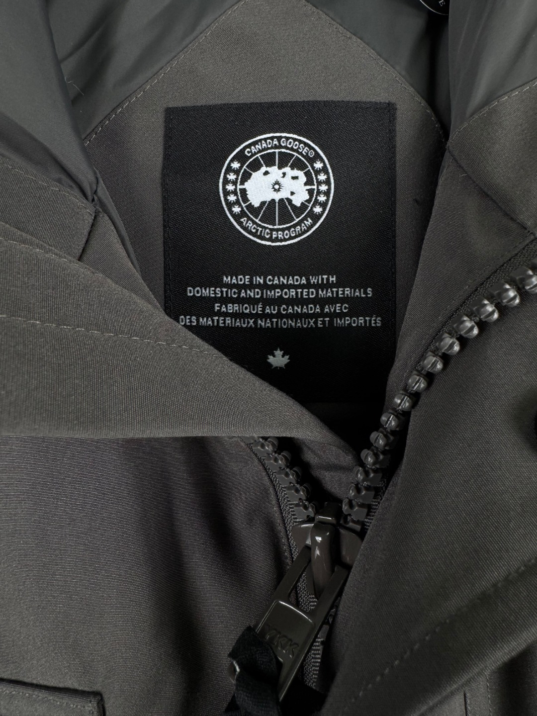 カナダグース「Canada Goose」秋冬フード付きダウンジャケット