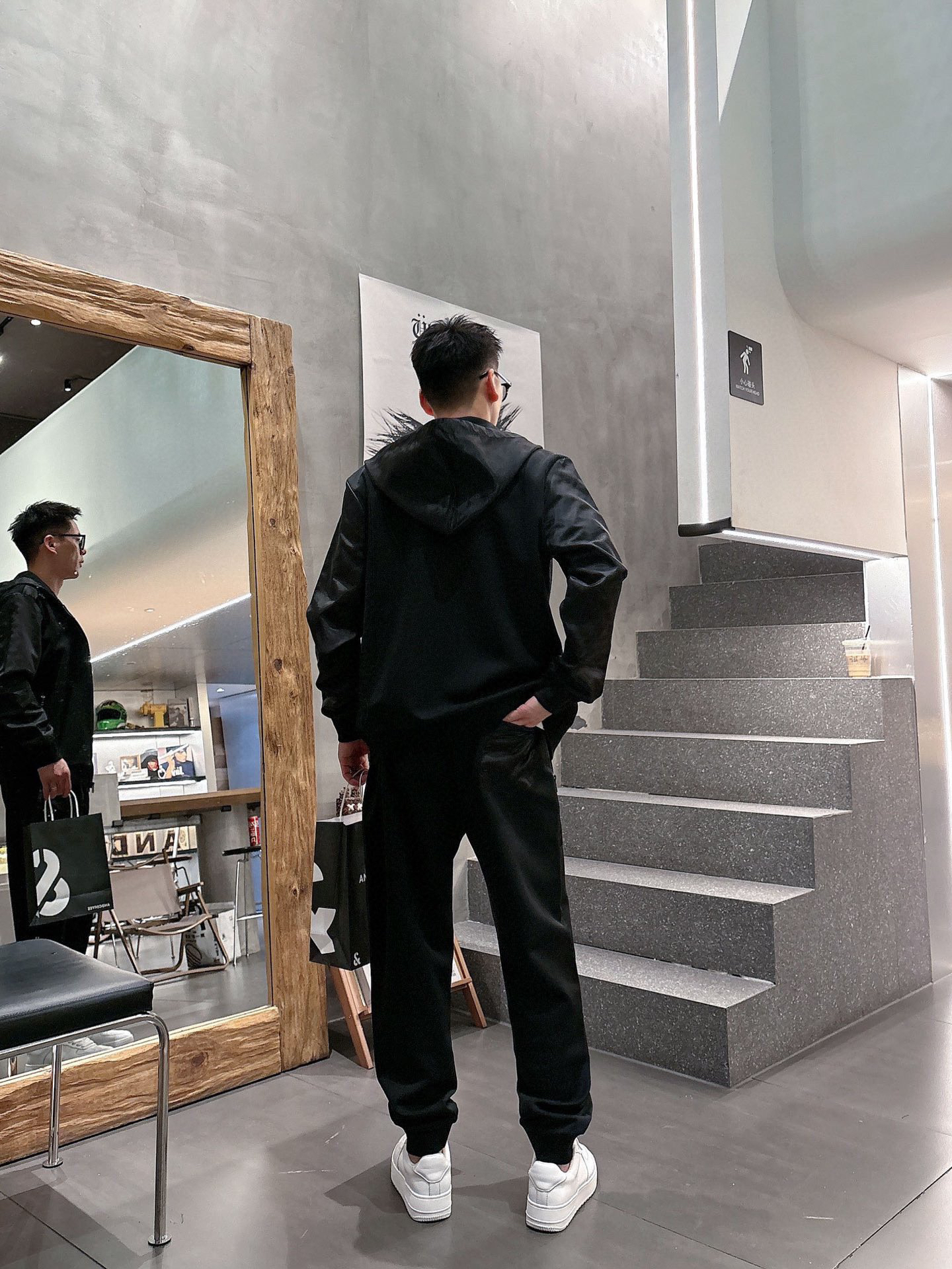 プラダ「Prada」秋冬 メンズ  カジュアルスポーツセット