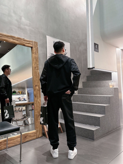 プラダ「Prada」秋冬 メンズ  カジュアルスポーツセット