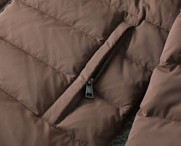 モンクレール「Moncler」秋冬 ダウンジャケット