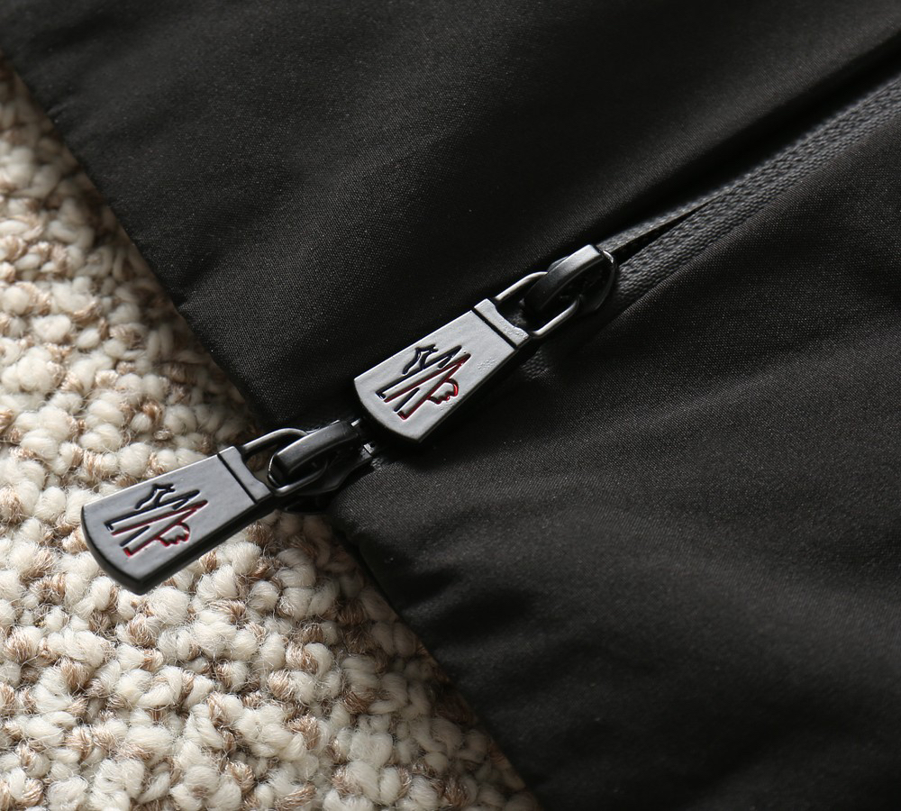 モンクレール「Moncler」秋冬 ダウンジャケット