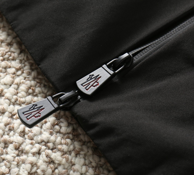 モンクレール「Moncler」秋冬 ダウンジャケット