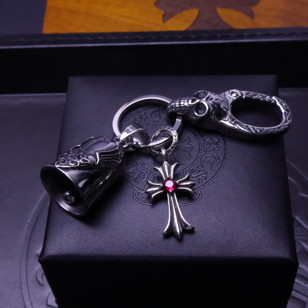 クロムハーツ「Chrome Hearts」キーホルダー＆バッグチャーム - トレンドシンボル