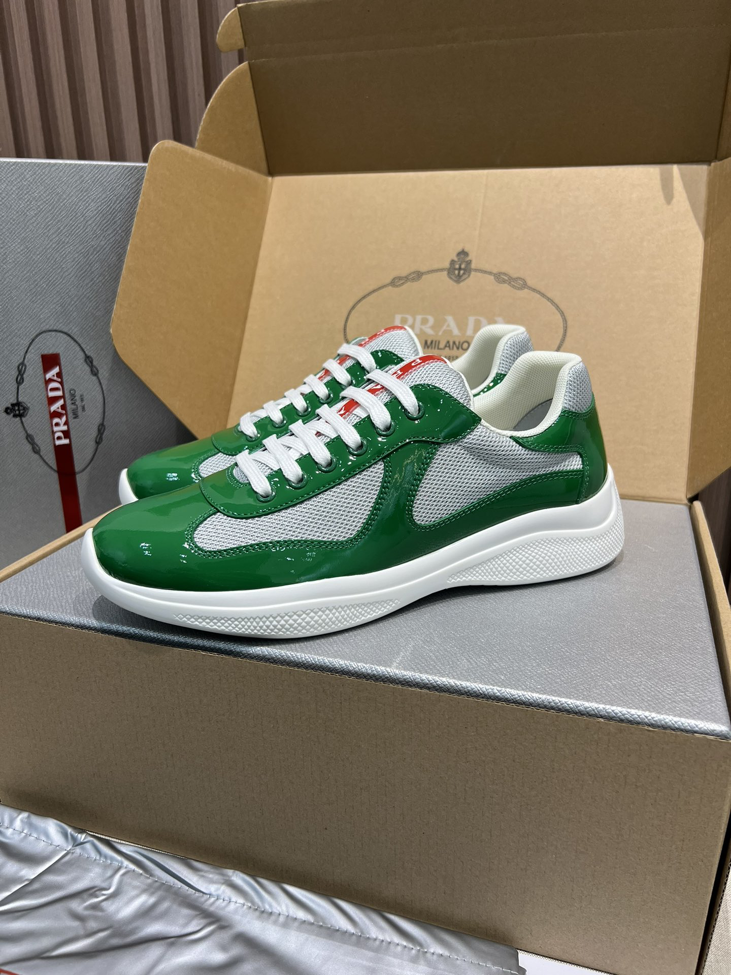 プラダ「Prada」プラダ アメリカスカップ スニーカー / ユニセックスレザースニーカー
