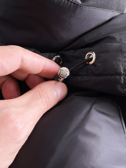 モンクレール「Moncler」スタンドカラー ダウンジャケット