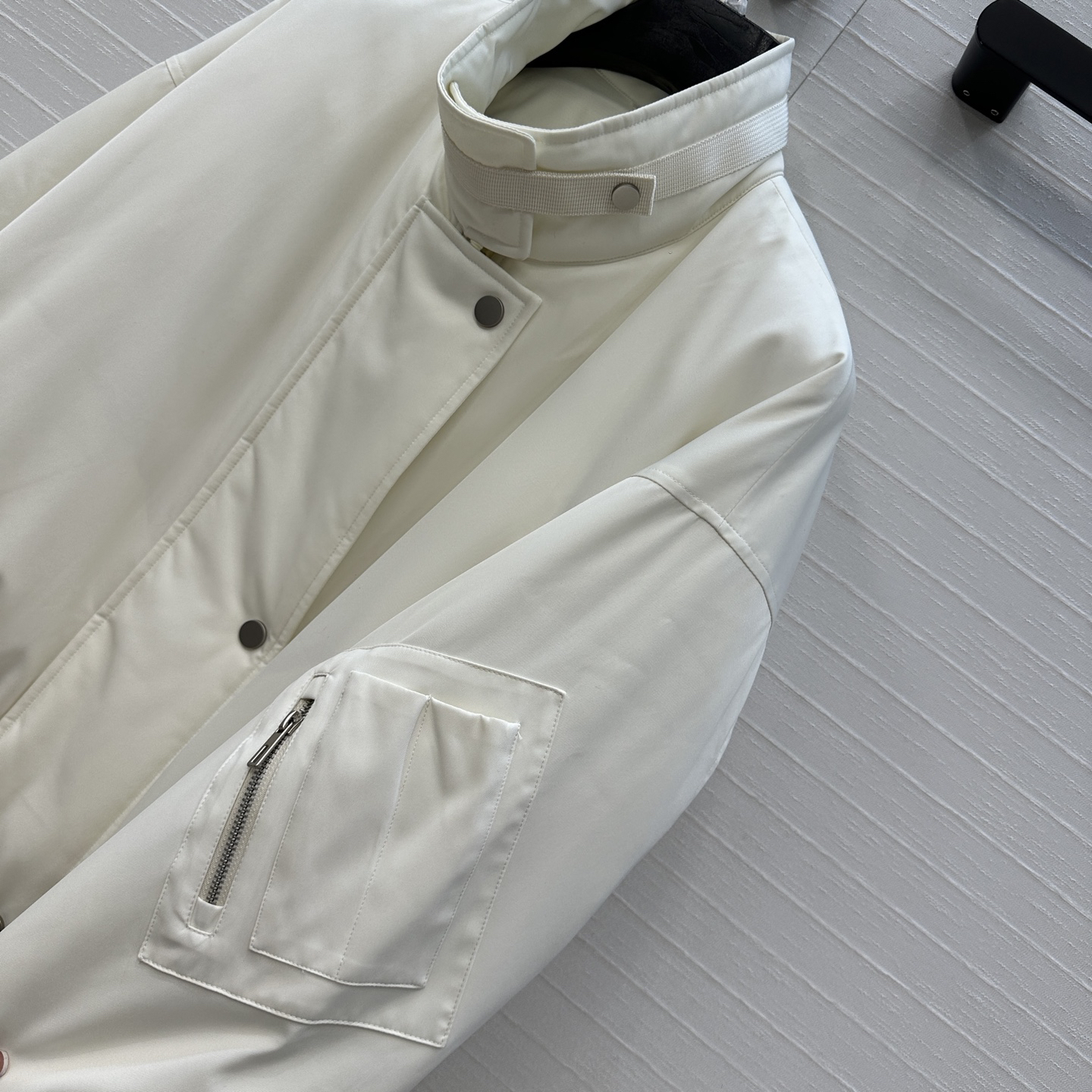 エルメス「Hermès」Short Down Jacket