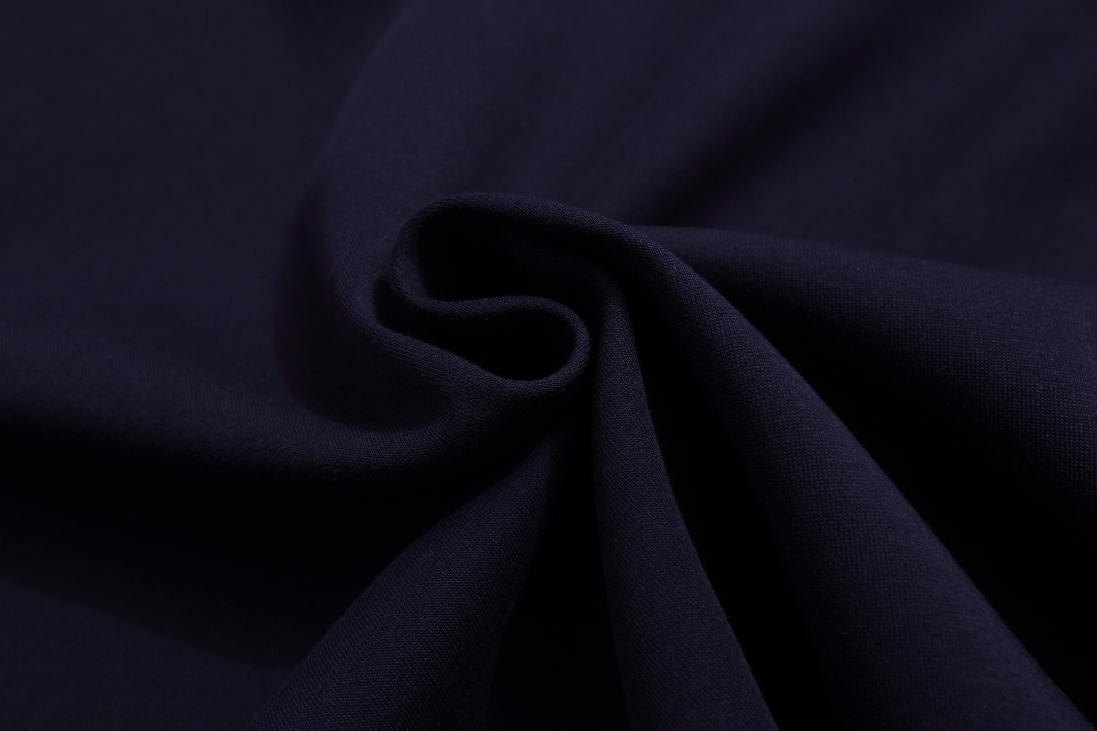 グッチ「Gucci」エンブロイダリー ジップネック スウェットシャツ