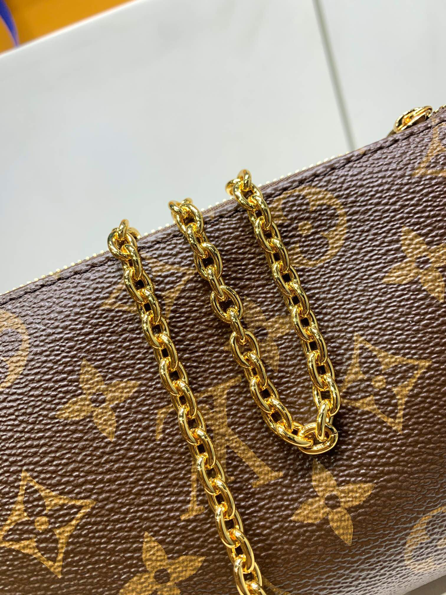 ルイ・ヴィトン「Louis Vuitton」Pochette Eva ハンドバッグ