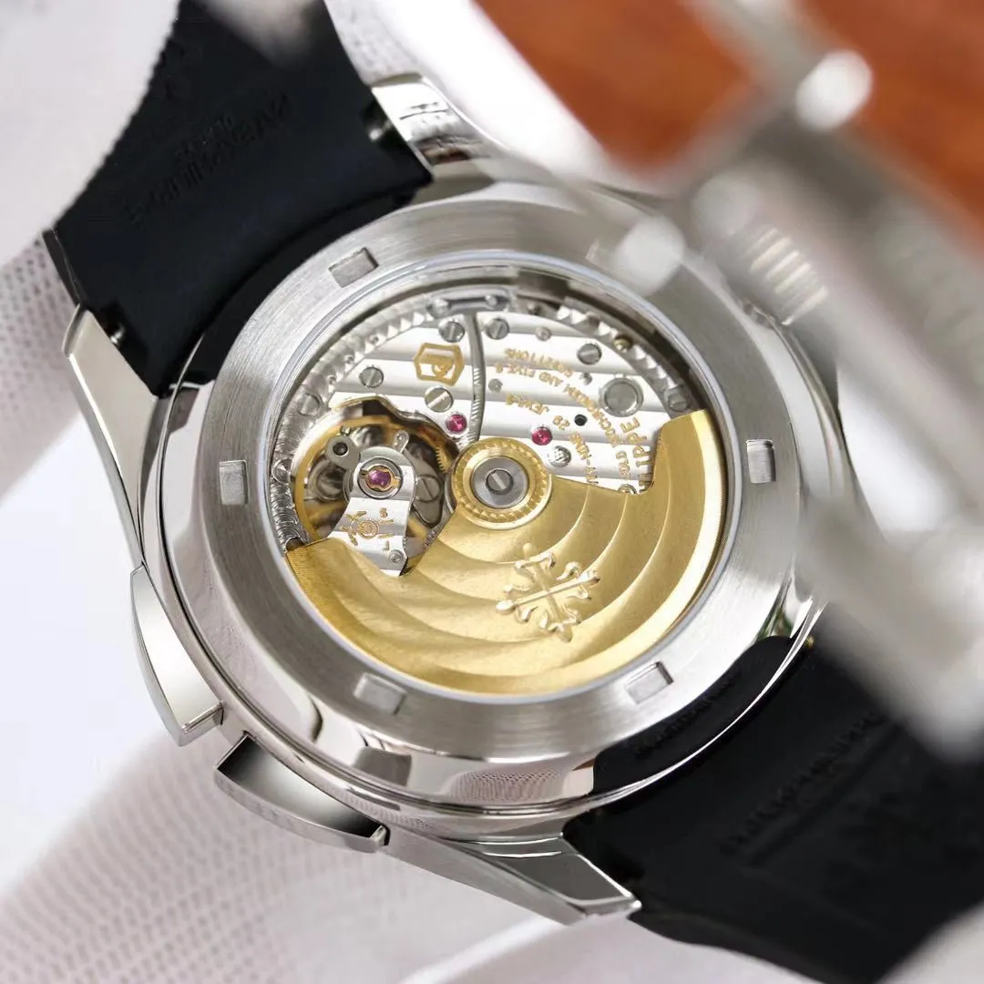 パテック フィリップ「Patek Philippe」Aquanaut Travel Time  クロノグラフ腕時計40MM