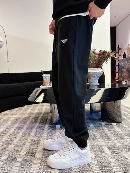 プラダ「Prada」秋冬 メンズ  カジュアルスポーツセット