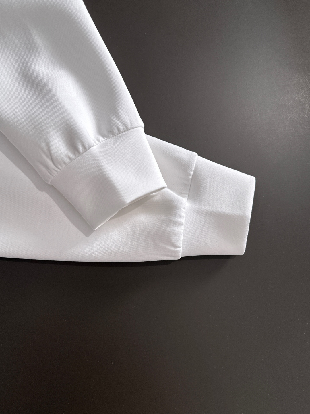 ルイ・ヴィトン「Louis Vuitton」秋冬メンズ スウェット