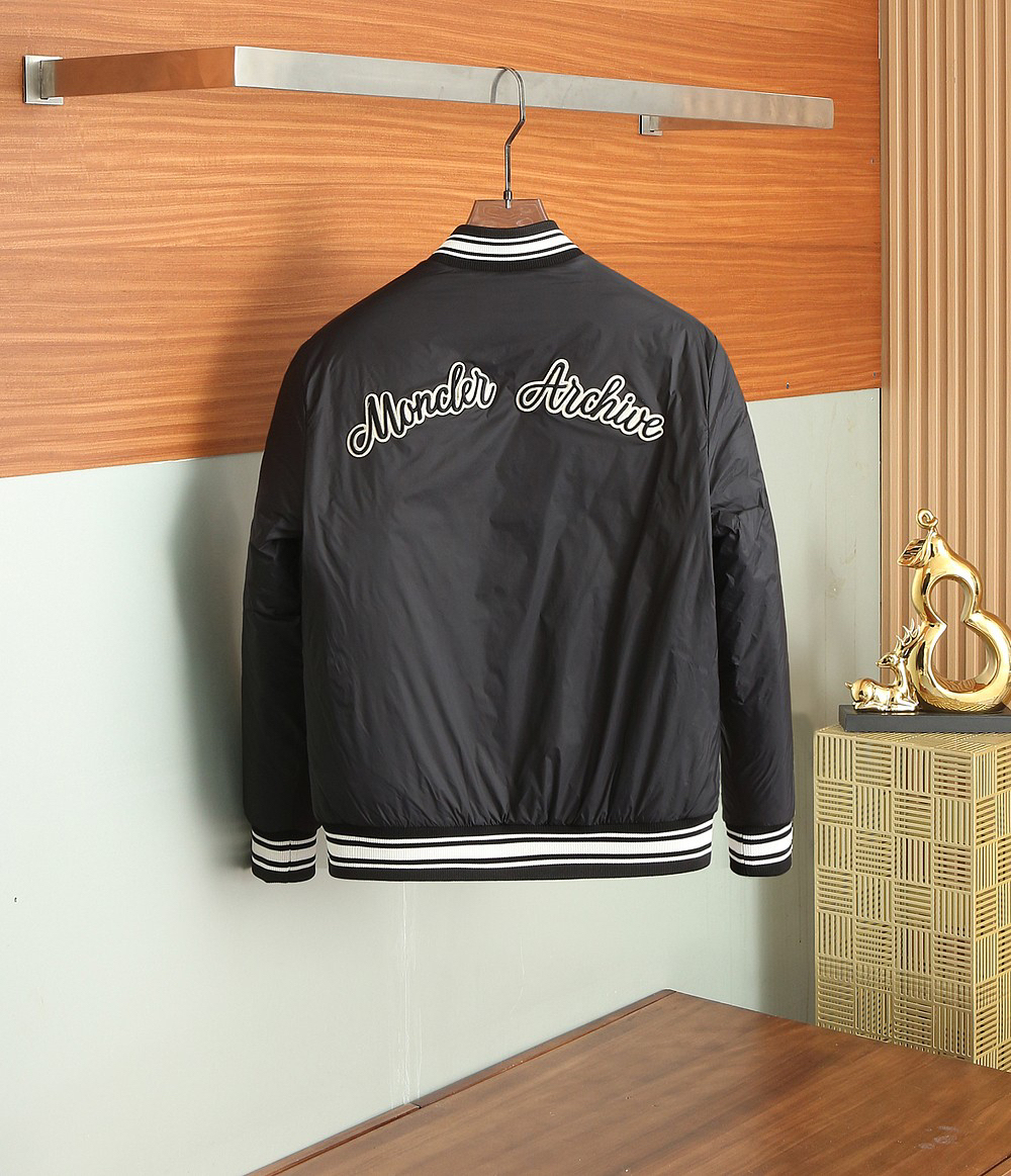 モンクレール「Moncler」秋冬 ダウンジャケット