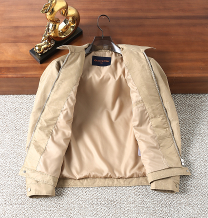 ルイ・ヴィトン「Louis Vuitton」秋冬コレクション クイルテッド ジャケット