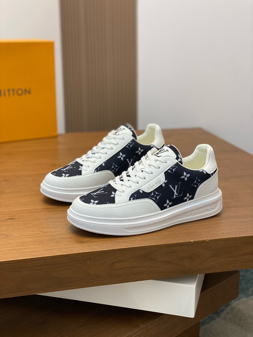 ルイ・ヴィトン「Louis Vuitton」ルイ・ヴィトン プレミアムスニーカー (型番: 340) / レザースニーカー