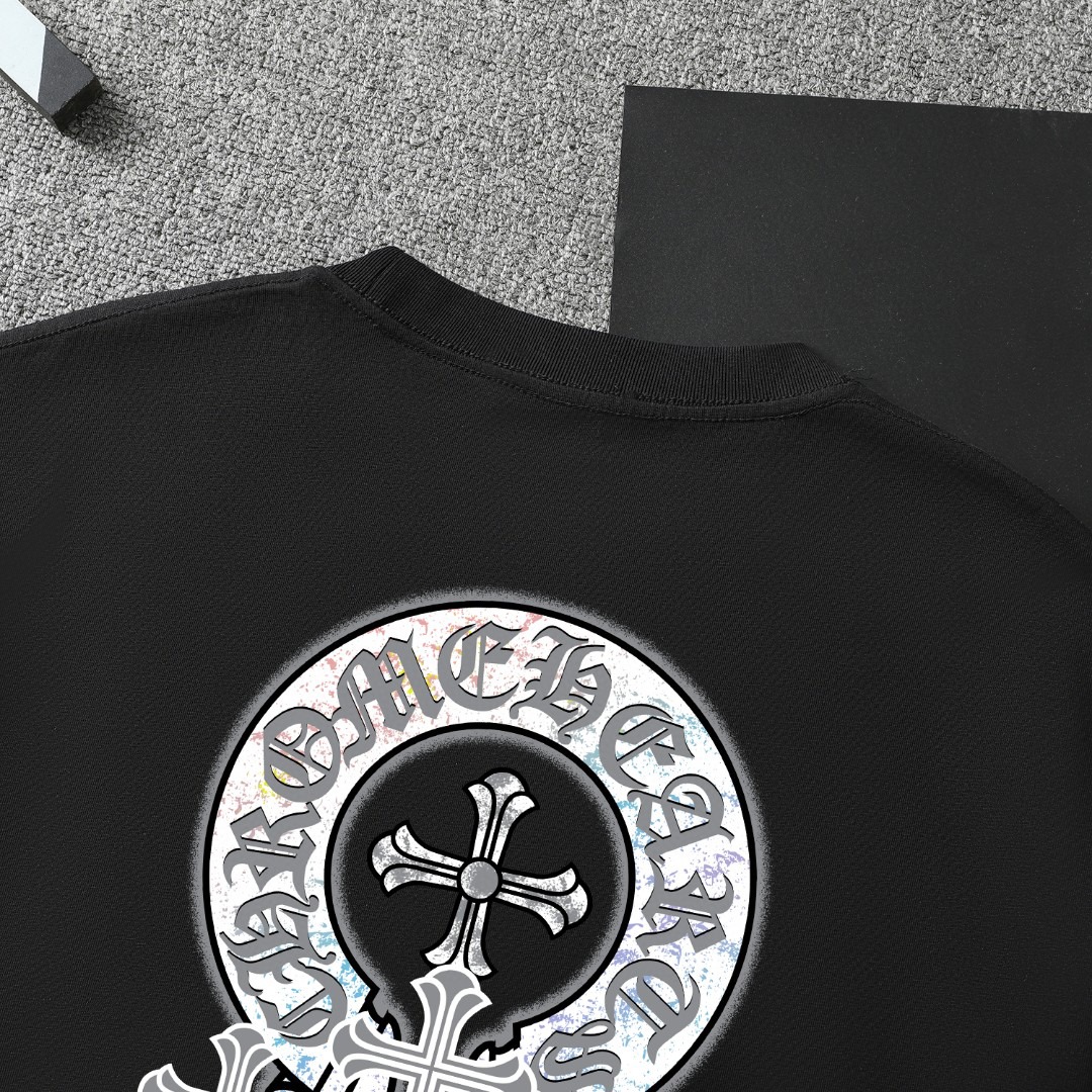 クロムハーツ「Chrome Hearts」エッセンシャル クルーネックTシャツ