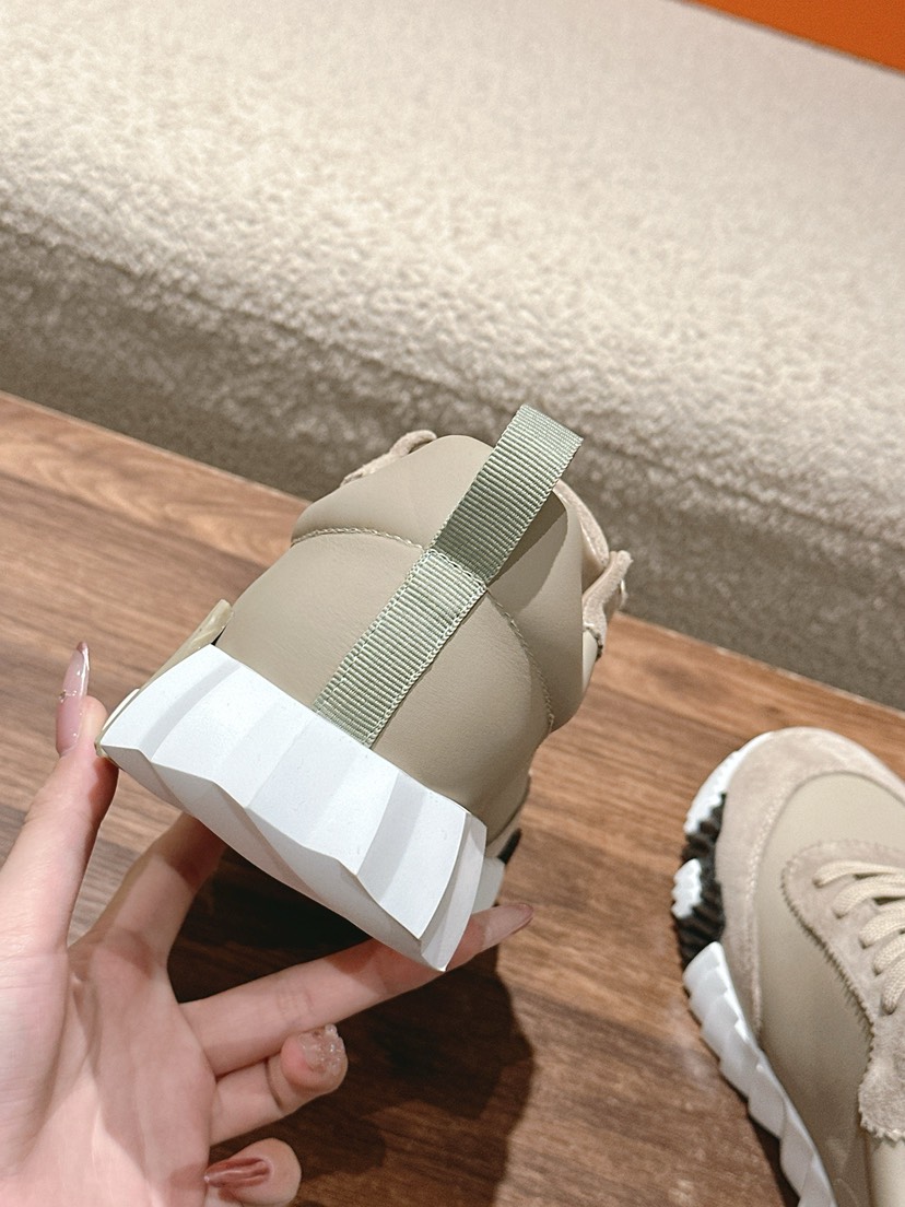ルイ・ヴィトン「Louis Vuitton」エルメス バウンシング スニーカー (2024年春夏モデル) / レザースニーカー