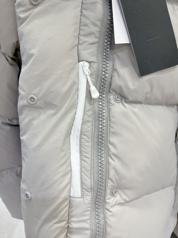 カナダグース「Canada Goose」秋冬フード付きダウンジャケット