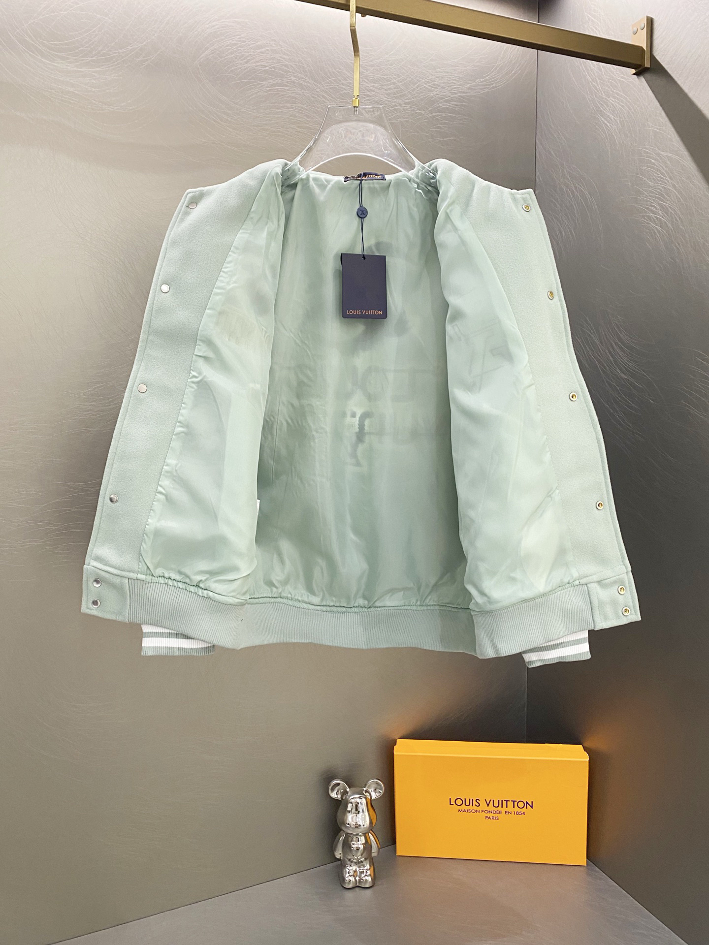 ルイ・ヴィトン「Louis Vuitton」モダンベースボールジャケット