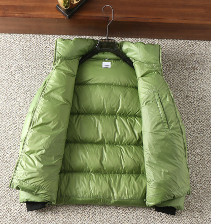 バーバリー「Burberry」秋冬 クイルティッドダウンジャケット