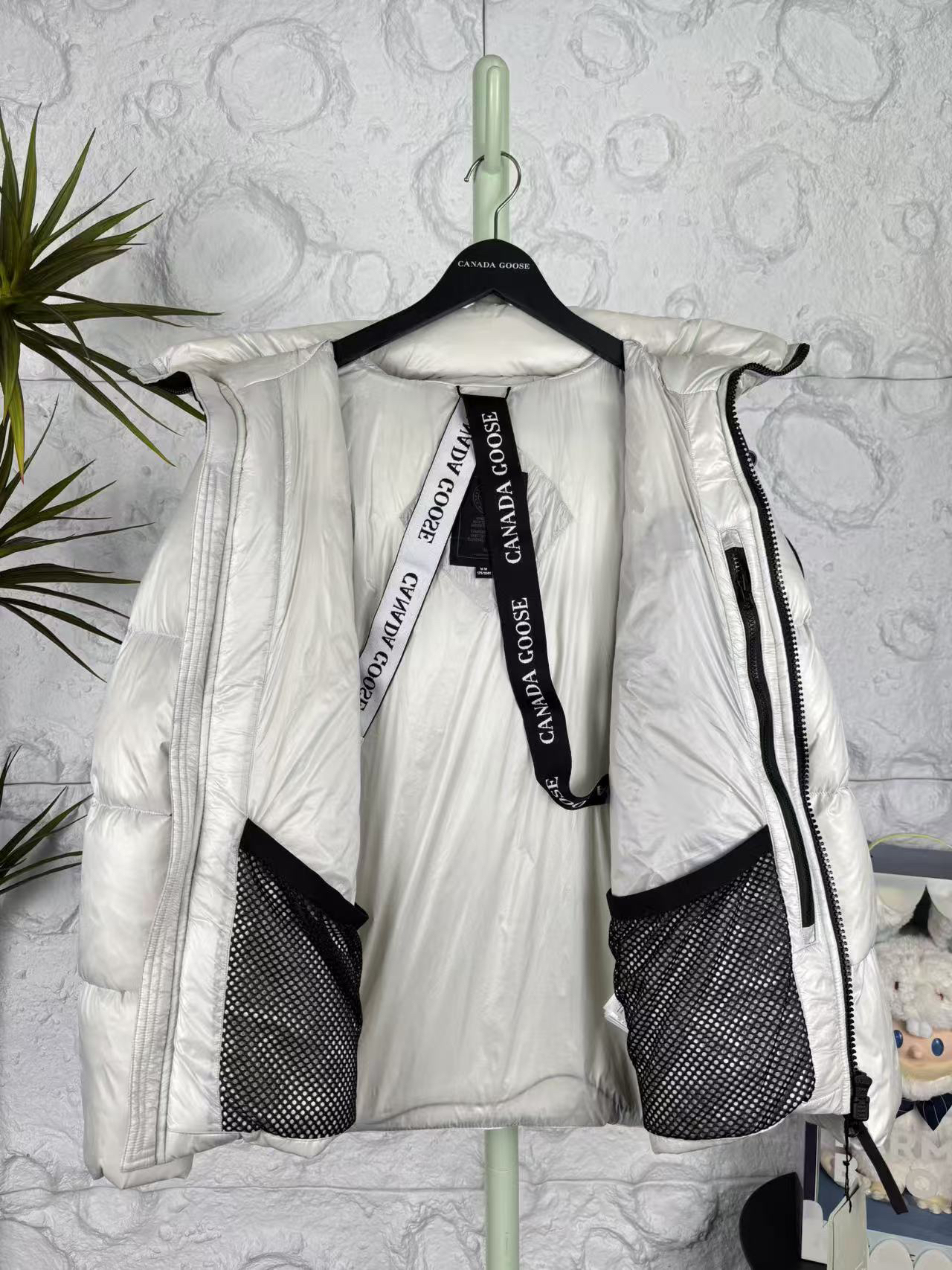 カナダグース「Canada Goose」秋冬フード付きダウンジャケット